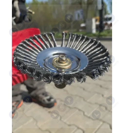 szczotka-druciana-do-kosy-spalinowej-do-bruku-kostki-brukowej-200mm-chwasty.jpg